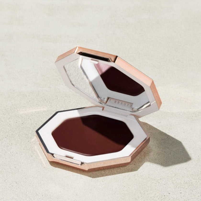 Bronzer cremoso cheeks out Fenty beauty